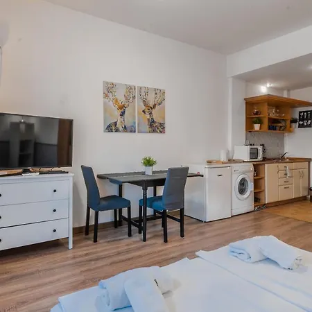 Charming On Vitosha Street By Flat Mаnager *