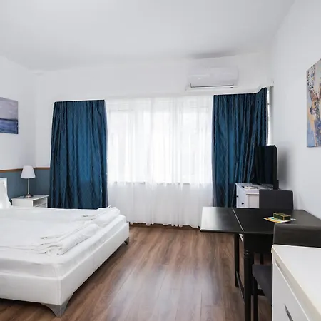 Апартамент Charming On Vitosha Street By Flat Mаnager София